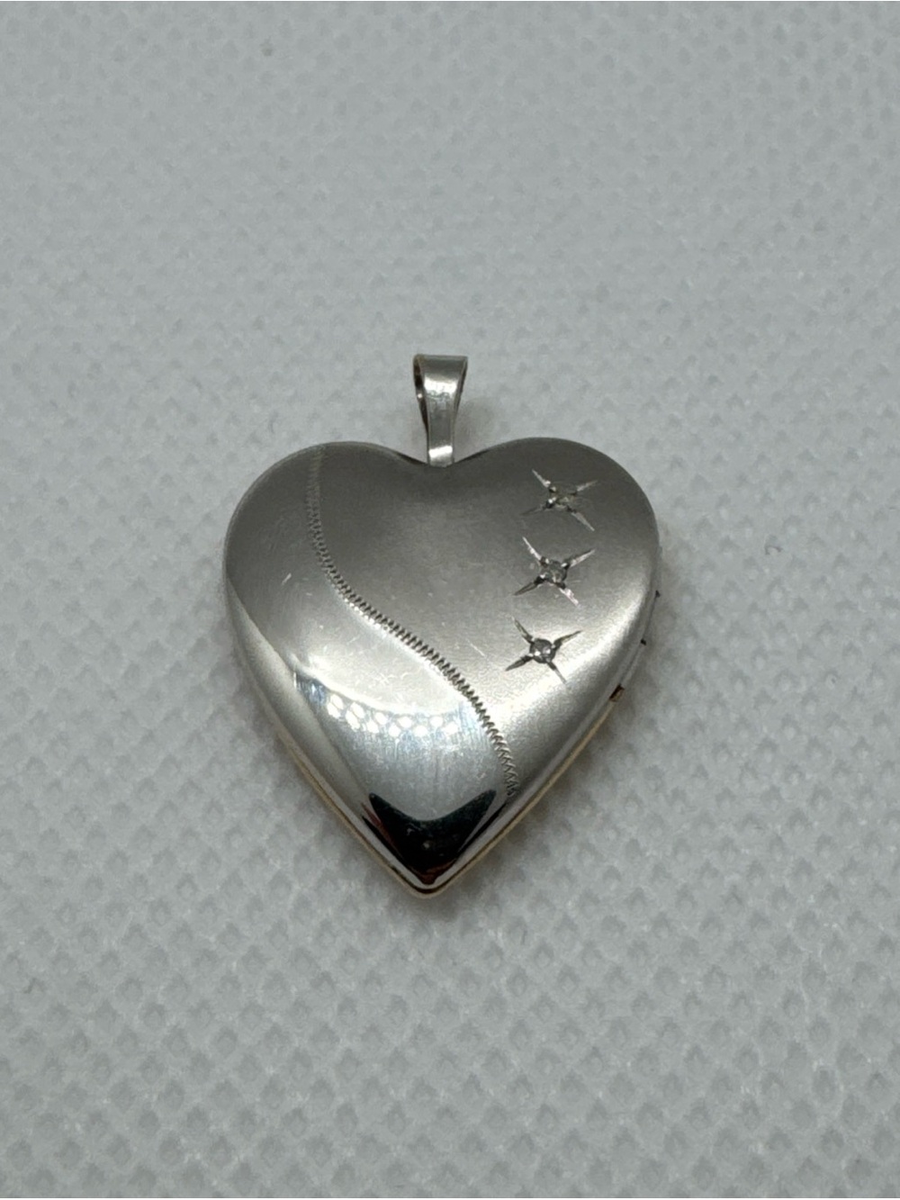 10K Yellow White Gold Heart Locket Double Sided Pendant Diamond Cut PPC 3.13g